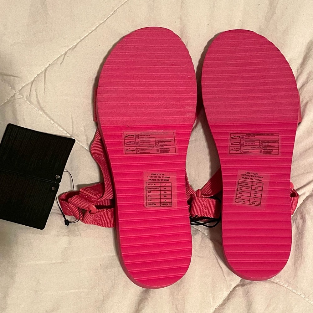 Forever 21 Sandals - Picture 6 of 7